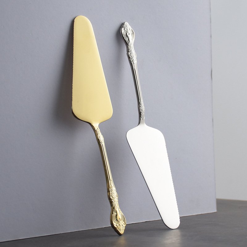 GOLDENE TORTENSCHALE