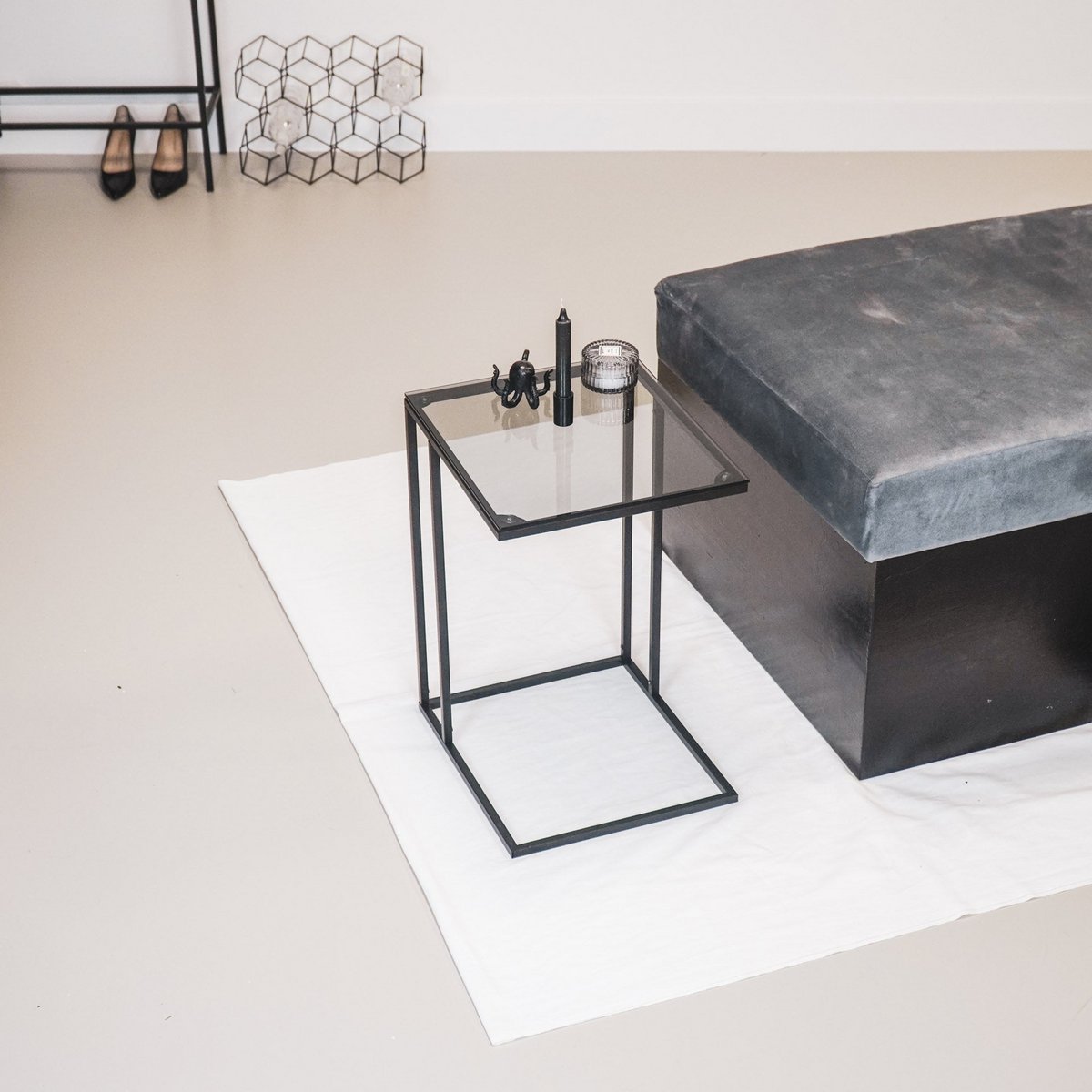 Beistelltisch – Metall/Glas – Schwarz – 40 x 35 x 51 cm